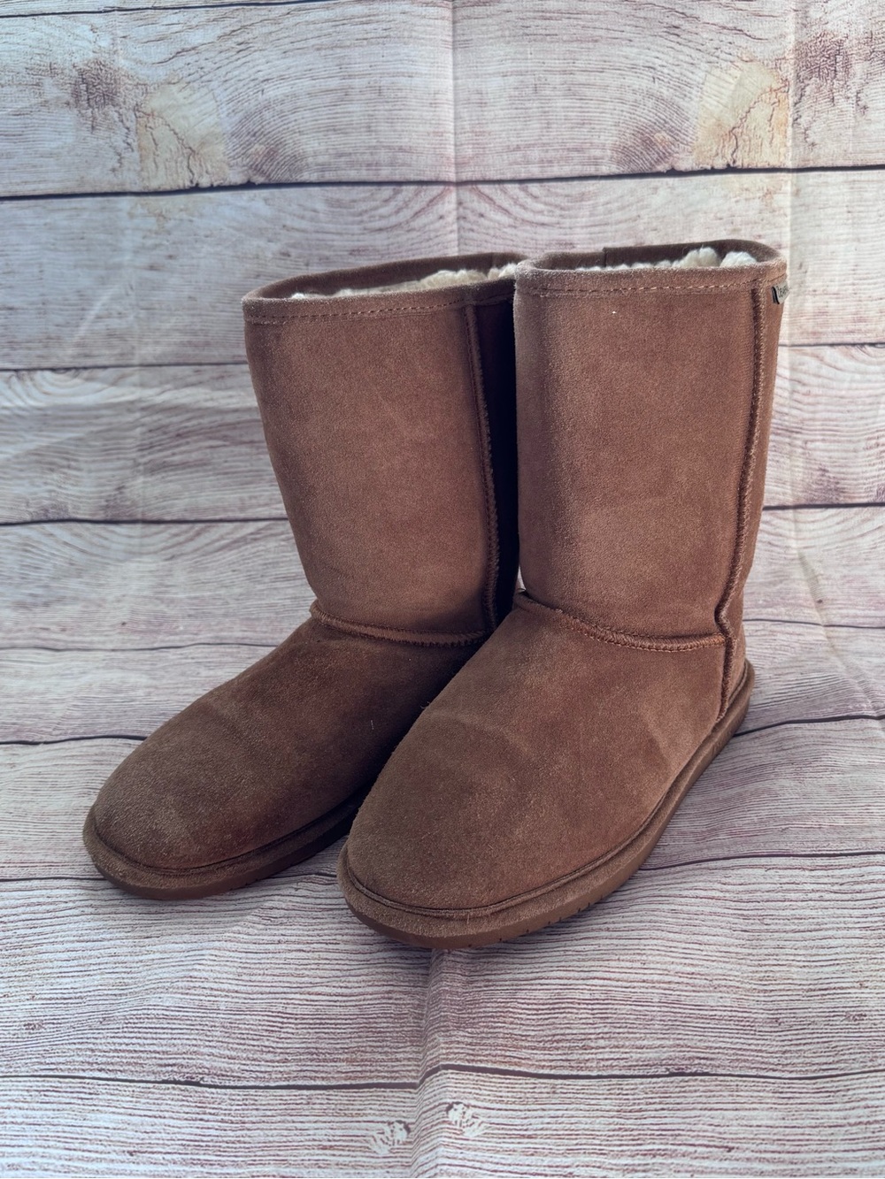 BearPaw Women's Chestnut Suede Shearling Boots
